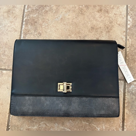 Sole Society Black Envelope Purse with Gold Clasp - Picture 2 of 5